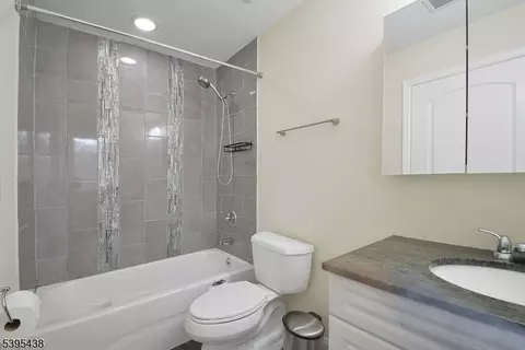 12 Pulaski Pl, Hackensack, NJ 07601 photo 13