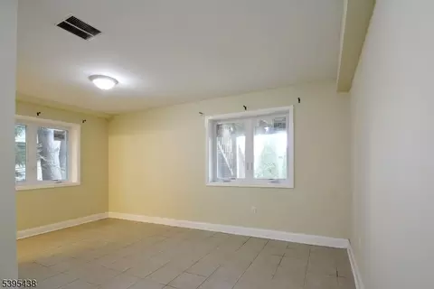 12 Pulaski Pl, Hackensack, NJ 07601 photo 22