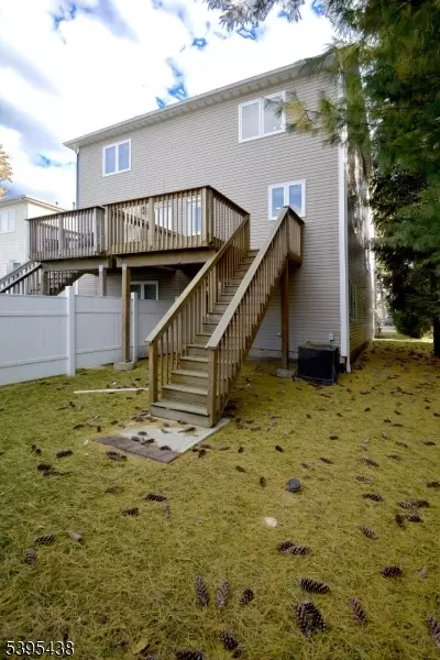 12 Pulaski Pl, Hackensack, NJ 07601 photo 27