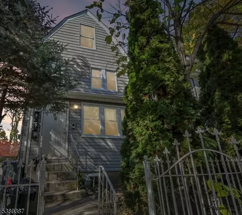 99 Alexander St, Newark, NJ 07106