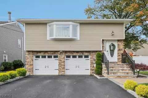 224 N 24th St, Kenilworth, NJ 07033