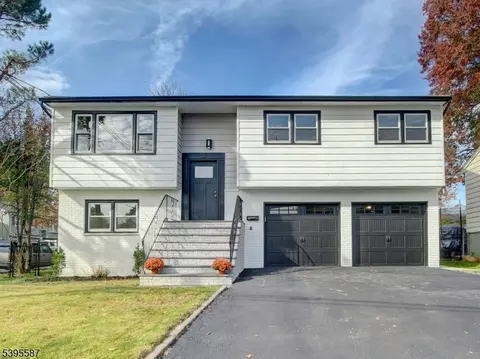 826 Amsterdam Ave, Roselle, NJ 07203