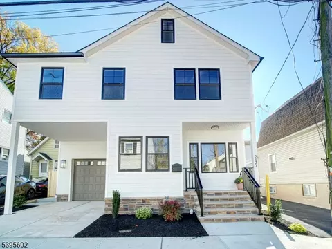 297 Oswald Pl, Vauxhall, NJ 07088