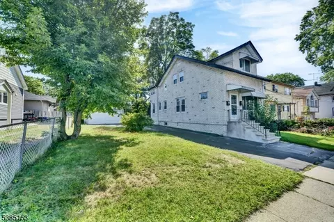 1451 Franklin St, Hillside, NJ 07205