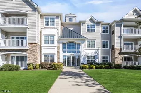 8310 Westover Way, Somerset, NJ 08873