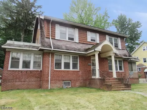 300 Windsor Rd, Englewood, NJ 07631