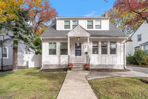 543 Sagamore Ave, Teaneck, NJ 07666