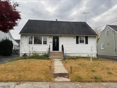 9 Marion Ct, Belleville, NJ 07109