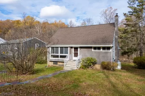 26 Comanche Ave, Rockaway, NJ 07866