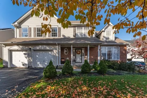 23 Higgins Farm Rd, Stockton, NJ 08559
