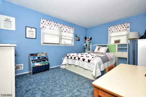 63 Eleron Pl, Wayne, NJ 07470 photo 15