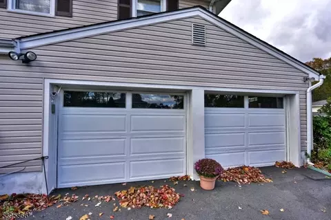 63 Eleron Pl, Wayne, NJ 07470 photo 31