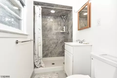 63 Eleron Pl, Wayne, NJ 07470 photo 14