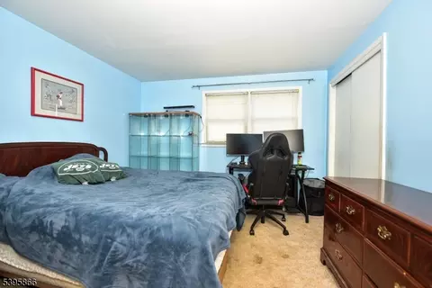 63 Eleron Pl, Wayne, NJ 07470 photo 17