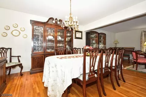 63 Eleron Pl, Wayne, NJ 07470 photo 8
