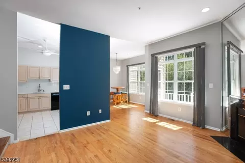 62 Springholm Dr, Berkeley Heights, NJ 07922