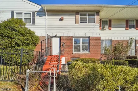 293 13th Ave, Newark, NJ 07103