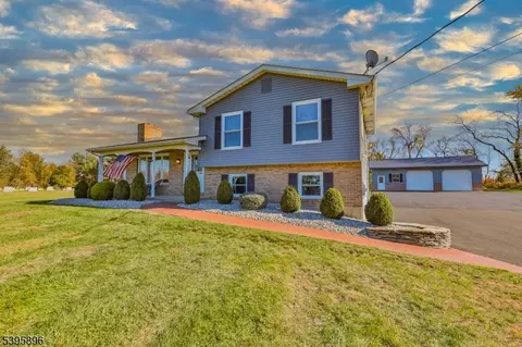 112 Old York Rd, Ringoes, NJ 08551