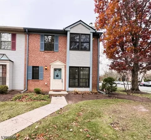 1 Lyon Ln #1, Franklin Park, NJ 08823