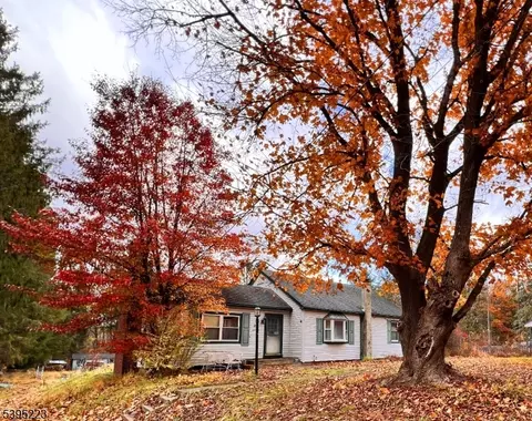 94 River Rd, Montague, NJ 07827