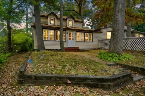 51 Indian Spring Trl, Denville, NJ 07834
