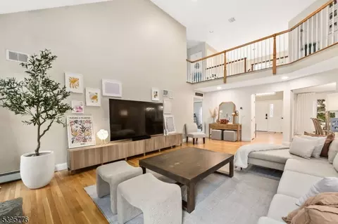26 Stratton Dr, Wayne, NJ 07470 photo 17
