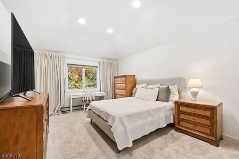 26 Stratton Dr, Wayne, NJ 07470 photo 43