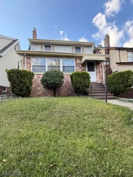 105 Park Pl, Irvington, NJ 07111