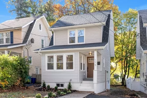 173 W Newell Ave, Rutherford, NJ 07070