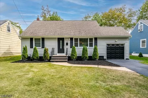 741 Brookside Rd, Rahway, NJ 07065
