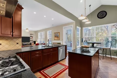 2 Blacksmith Pass, Colts Neck, NJ 07722 photo 9