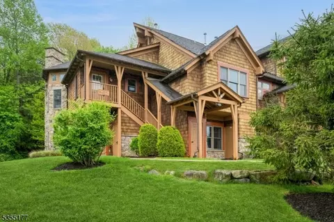12 Pine Cres UNIT 21, Vernon, NJ 07462