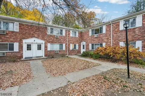 189 Littleton Rd #41, Parsippany, NJ 07054