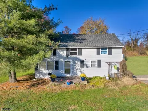 58 Dunkard Church Rd, Stockton, NJ 08559