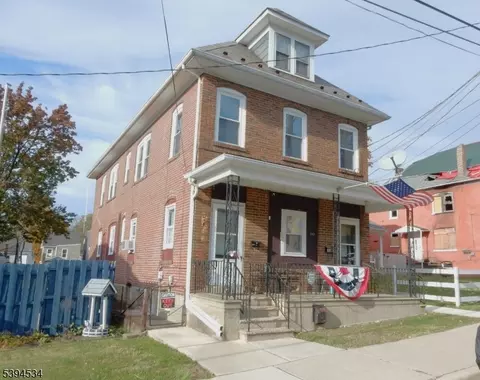 343 Thomas St #3, Phillipsburg, NJ 08865