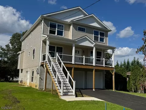 19 John St, Old Bridge, NJ 08857