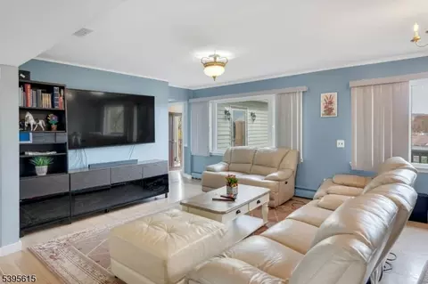 66 Leonard Ter, Wayne, NJ 07470 photo 10
