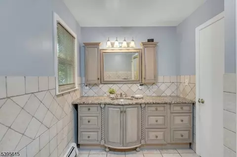 66 Leonard Ter, Wayne, NJ 07470 photo 18