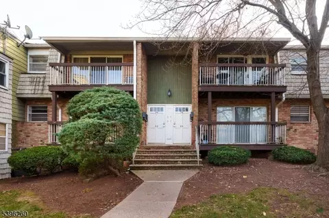 28 Deanna Dr #53, Hillsborough, NJ 08844