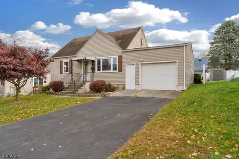 133 Elmhurst Dr, Phillipsburg, NJ 08865