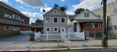 104 Wallington Ave #1, Wallington, NJ 07057