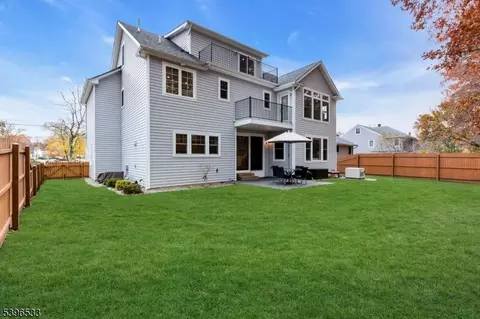 102 Irwin St, Springfield, NJ 07081 photo 49
