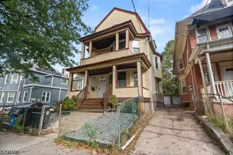 35-37 Vernon Ave, Newark, NJ 07108