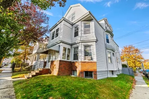 91 Headley Ter, Irvington, NJ 07111
