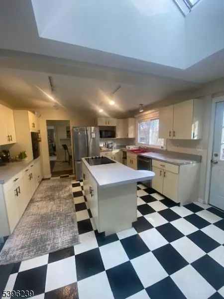 100 Wilson Ave, Wayne, NJ 07470 photo 23