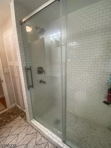 100 Wilson Ave, Wayne, NJ 07470 photo 22