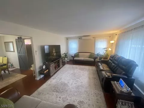 100 Wilson Ave, Wayne, NJ 07470 photo 9