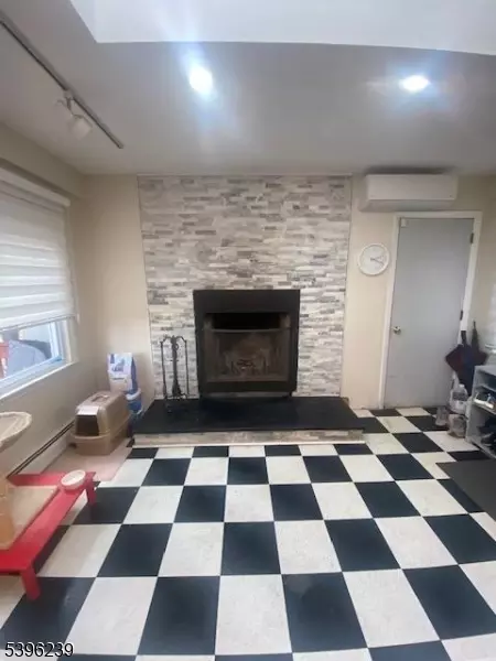 100 Wilson Ave, Wayne, NJ 07470 photo 25
