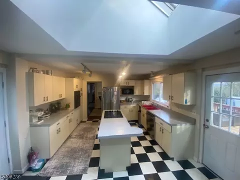 100 Wilson Ave, Wayne, NJ 07470 photo 24