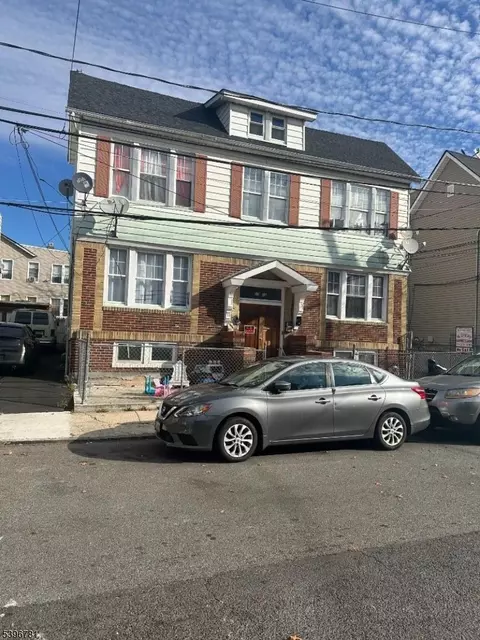 23-25 Robert Pl, Irvington, NJ 07111